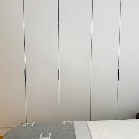 런던 Londwell, Luxe And Leaves, Chelsea Flat With Private Garden 아파트 외부 사진